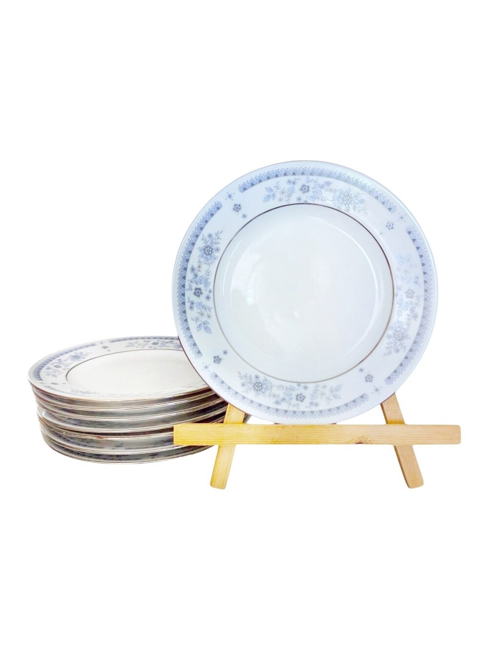 Graf von Henneberg Porcelain Plates: Set of 8, 7" Salad Dessert, Blue Floral